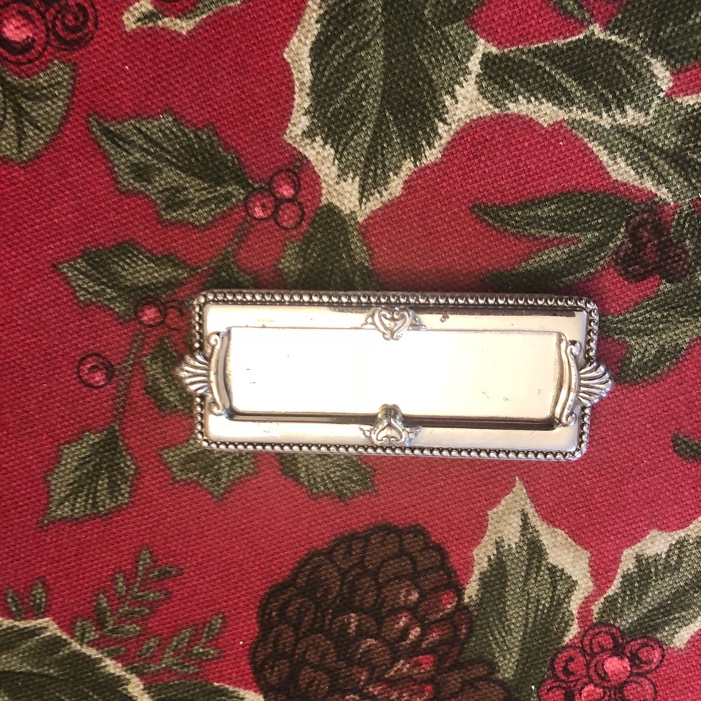 Brighton collectibles magnetic name tag holder